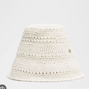 NWT Cotton Crochet Bucket Hat